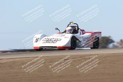 media/Oct-26-2025-CalClub SCCA (Sun) [[8ce1e69566]]/Group 6/Grapevine/